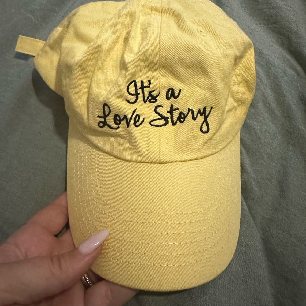 Capital one special Taylor Swift, Fearless (Taylor’s Version) hat